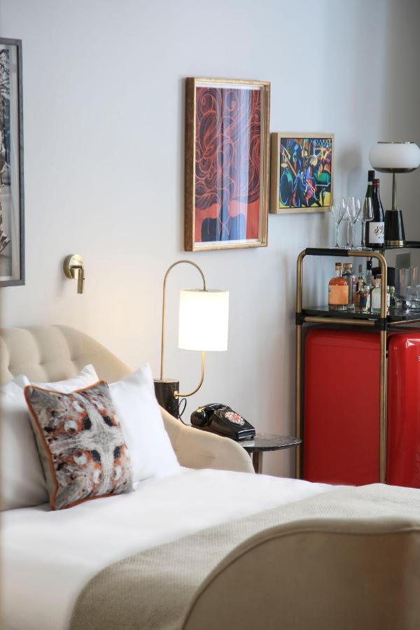 Virgin Hotels 爱丁堡 外观 照片 A room at the Standard East Village