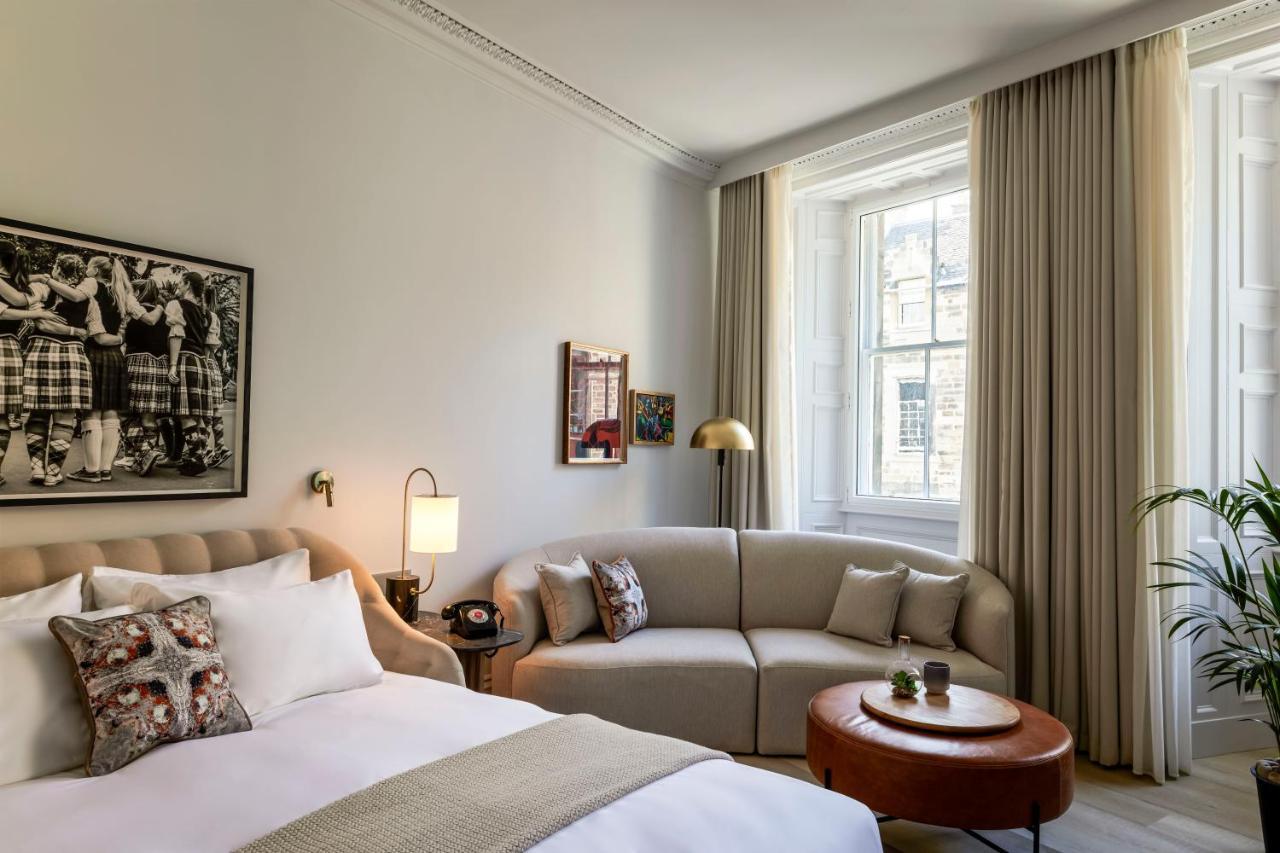 Virgin Hotels 爱丁堡 外观 照片 A room at the hotel