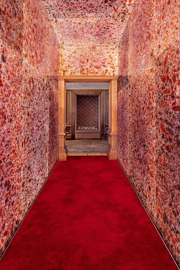 Virgin Hotels 爱丁堡 外观 照片 The entrance to the nightclub