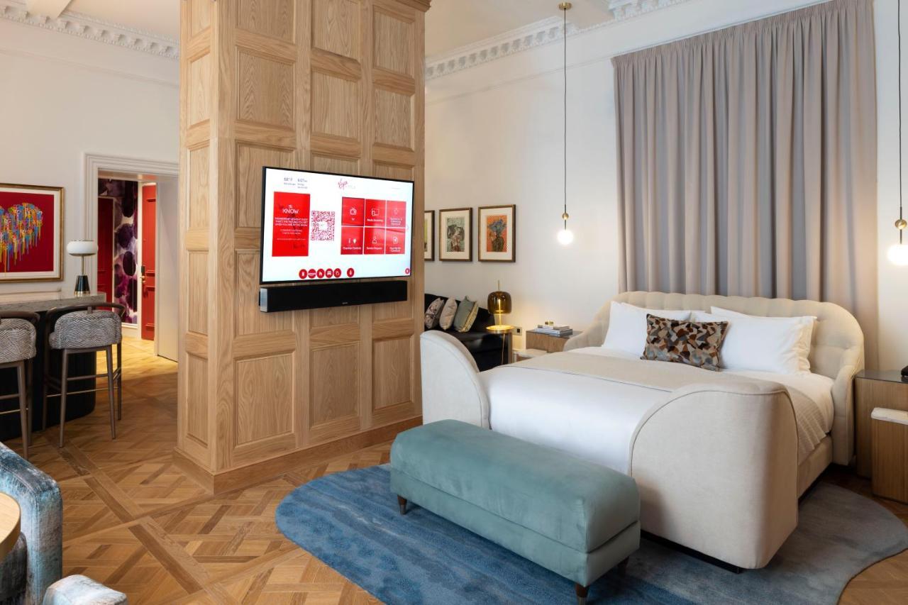Virgin Hotels 爱丁堡 外观 照片 A suite at the hotel