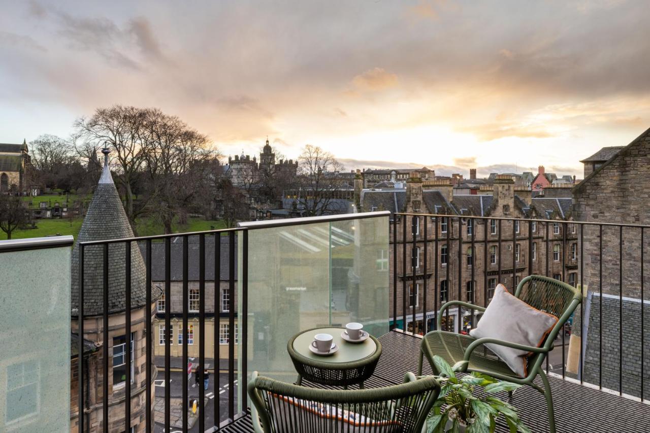 Virgin Hotels 爱丁堡 外观 照片 The view from the rooftop terrace