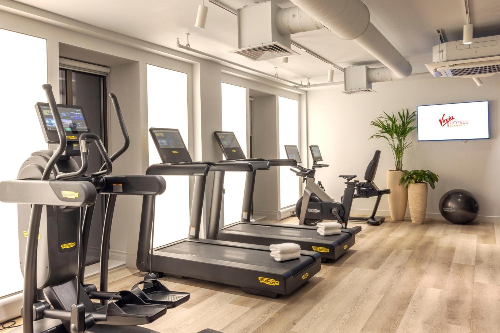 Virgin Hotels 爱丁堡 外观 照片 Virgin Active gym in London